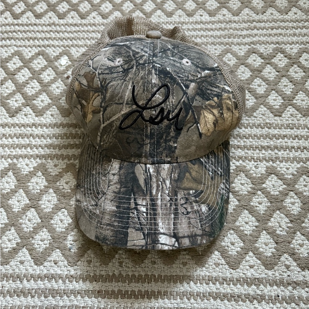 Realtree Camouflage Women's Hat